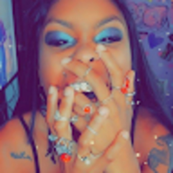 Meet your Posher, Moody - Picture 5 of 17